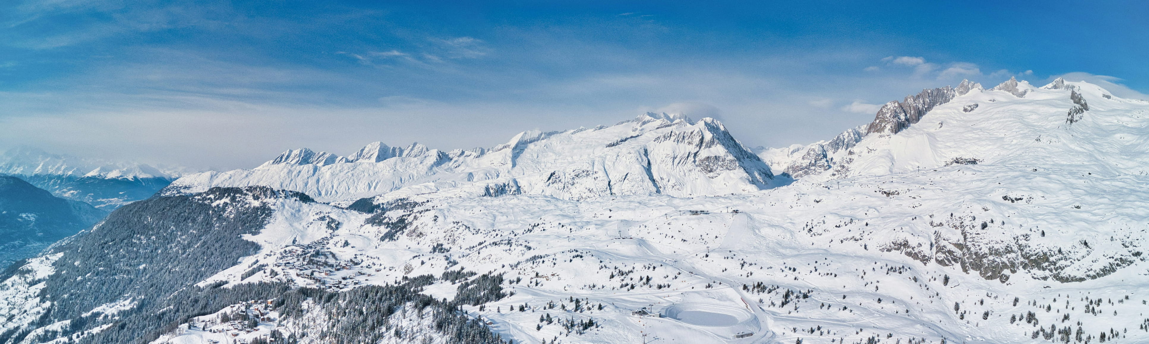 Previsioni Meteo, Rapporti neve, Webcam, mappe per 3300 centri nelle aree sciistiche